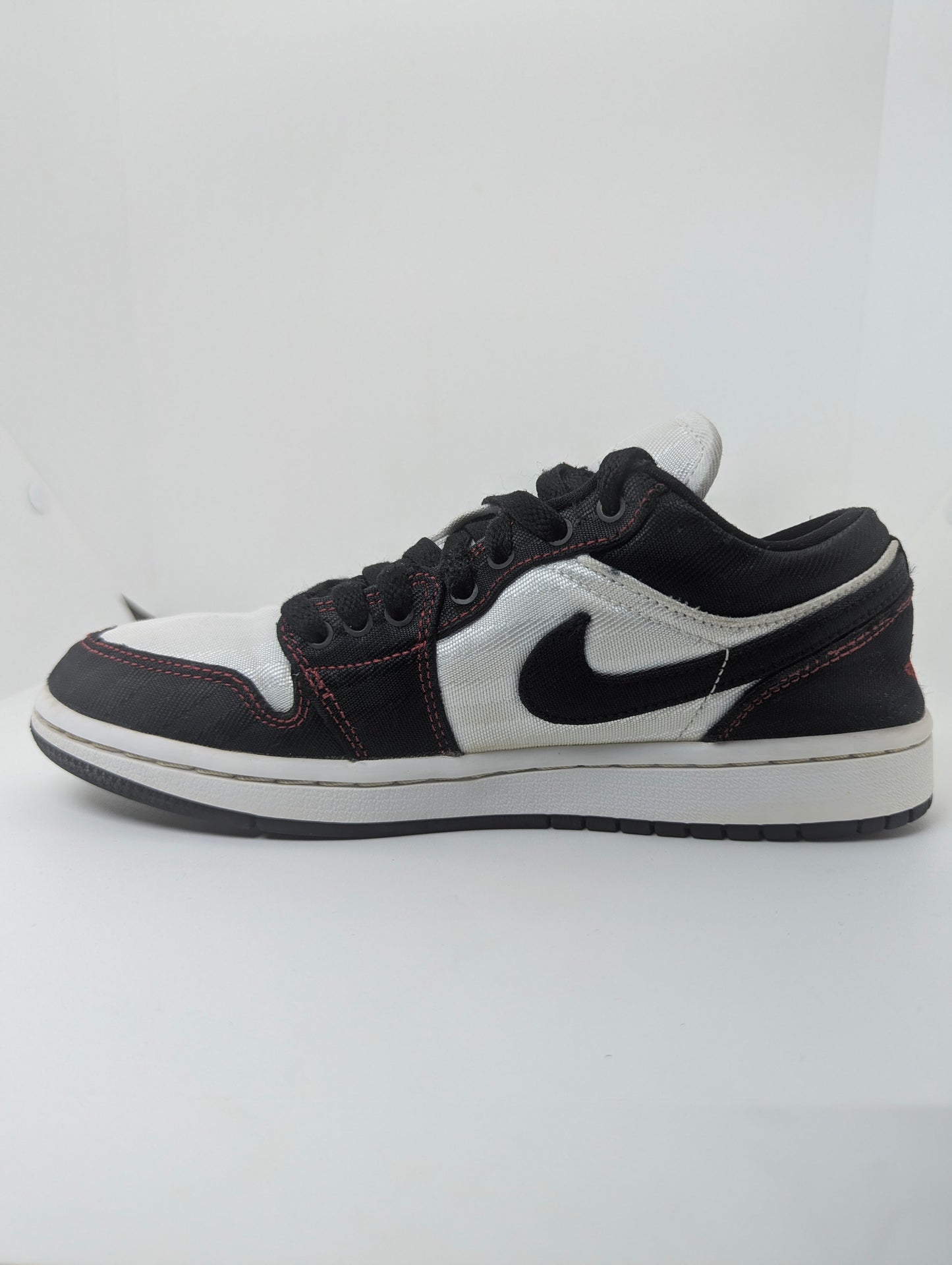 Air Jordan 1 Low SE