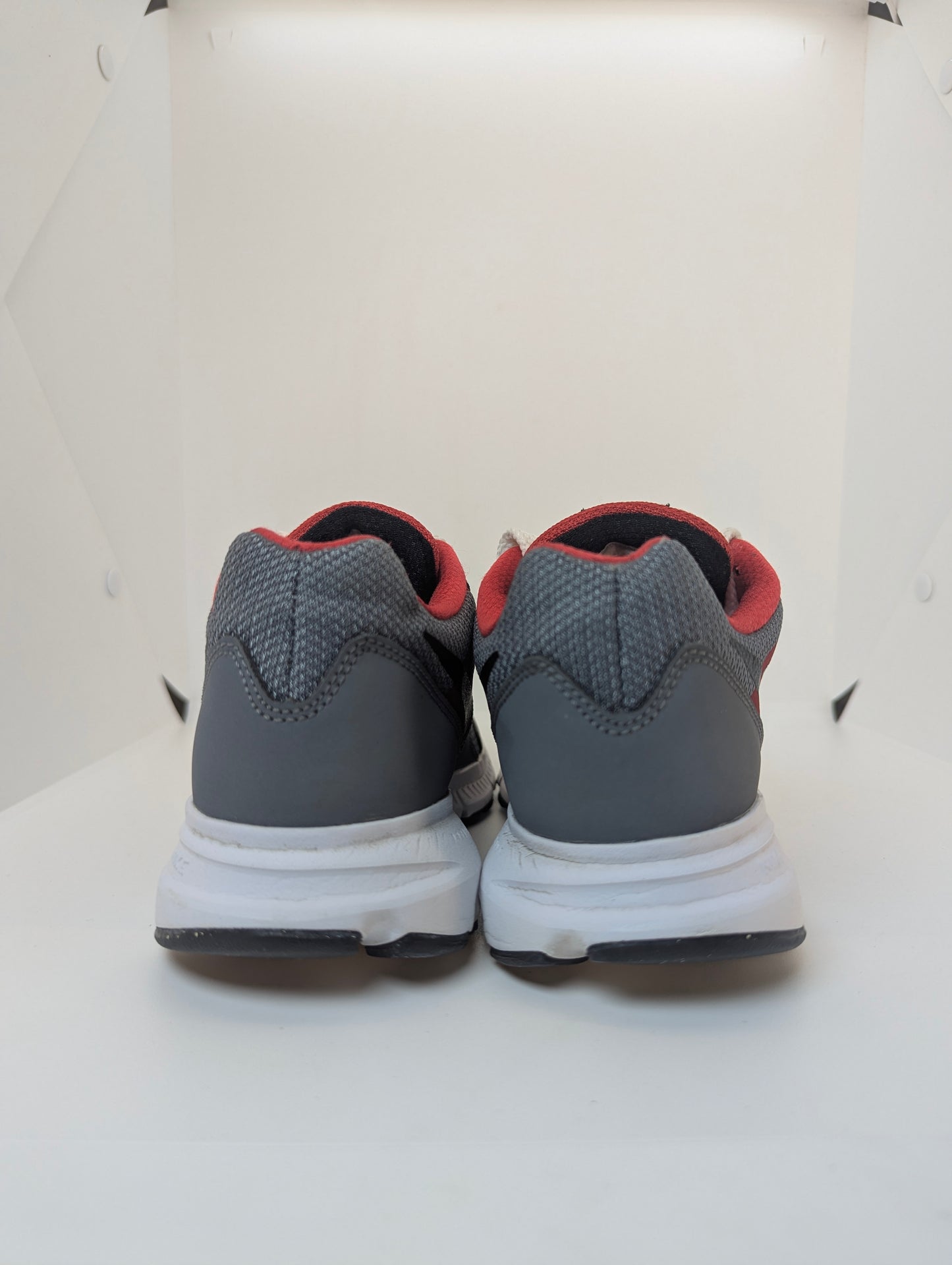 NIKE Downshifter 6