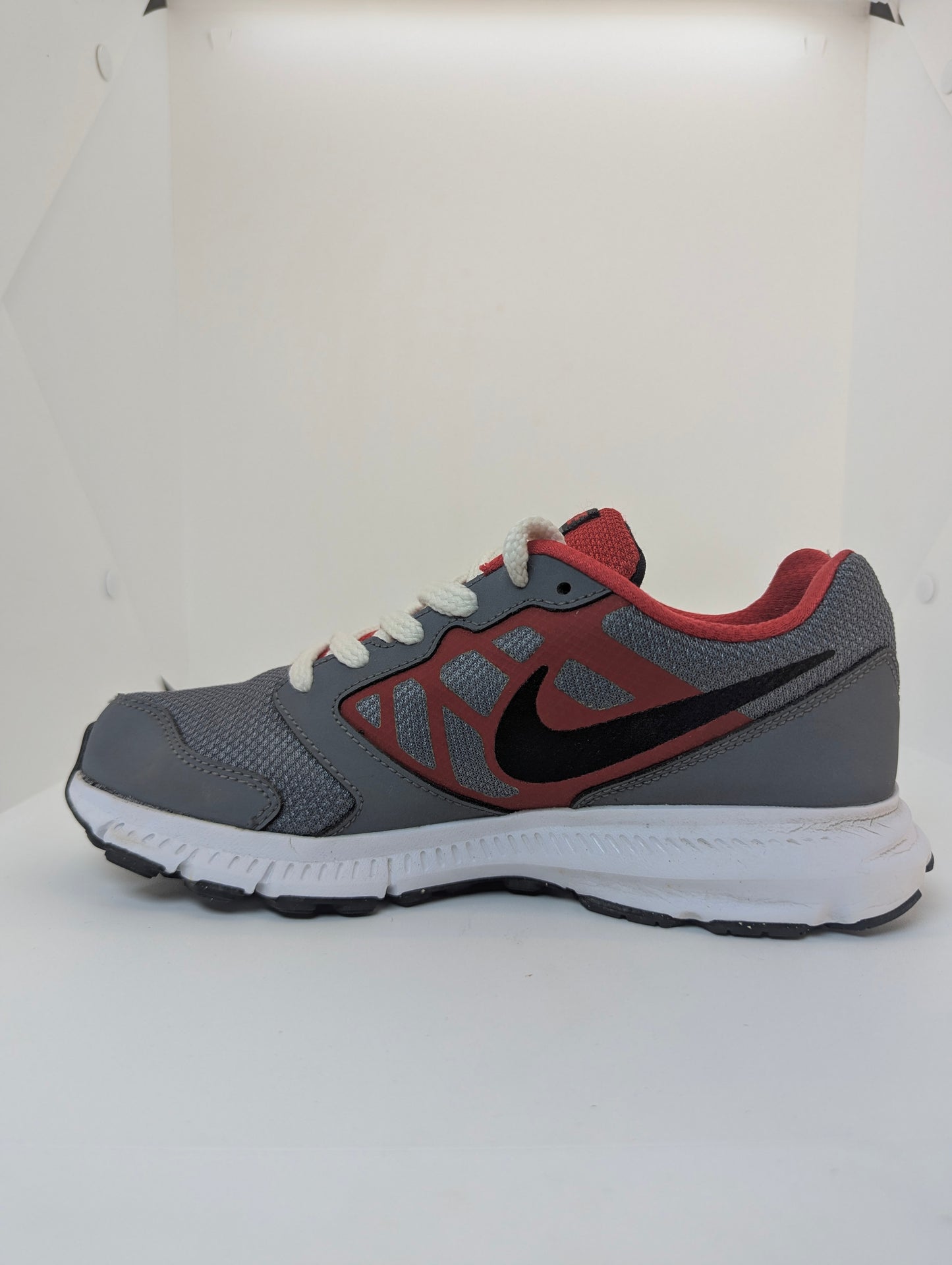 NIKE Downshifter 6
